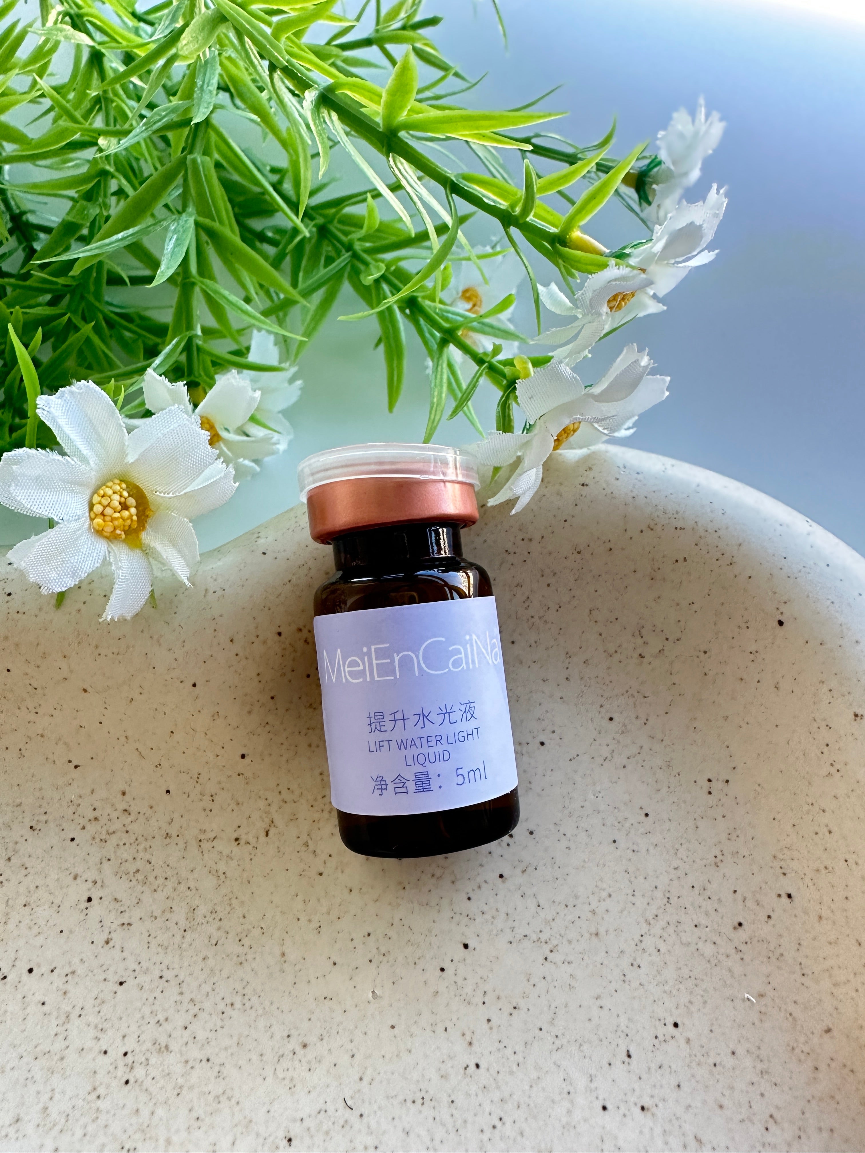 Lift Water Light Serum